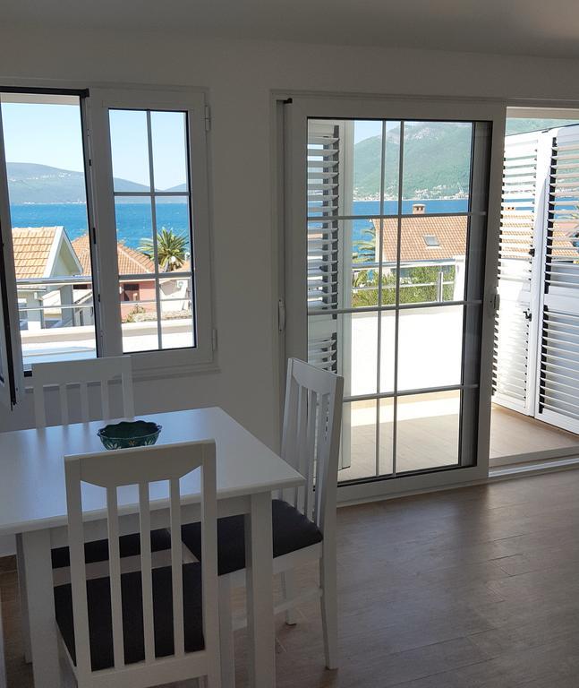 Apartment Milas Tivat Exterior foto